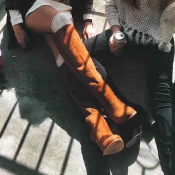 COPY - Lulu’s Knee High Suede Boots - Picture 1 of 5